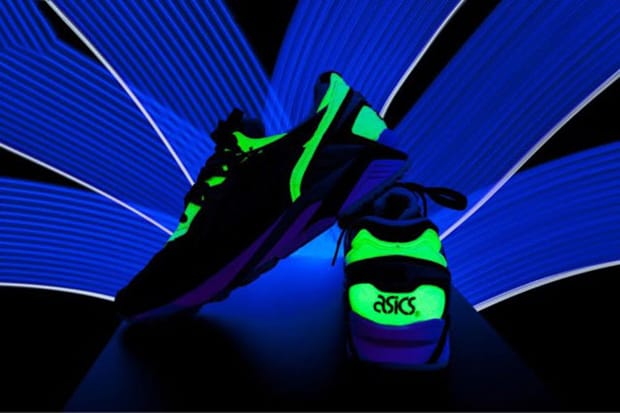 Asics gel kayano 2025 glow in the dark