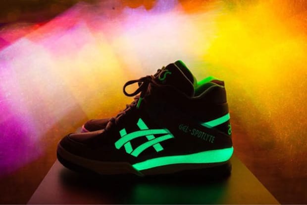 Asics glow deals in the dark