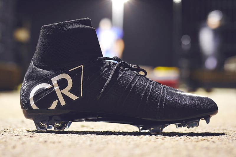 Cristiano ronaldo black shoes sale