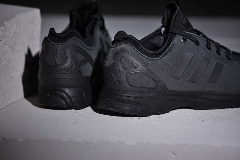 Zx flux clearance adidas triple black