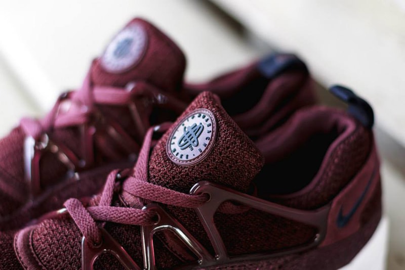 nike huarache ultra burgundy