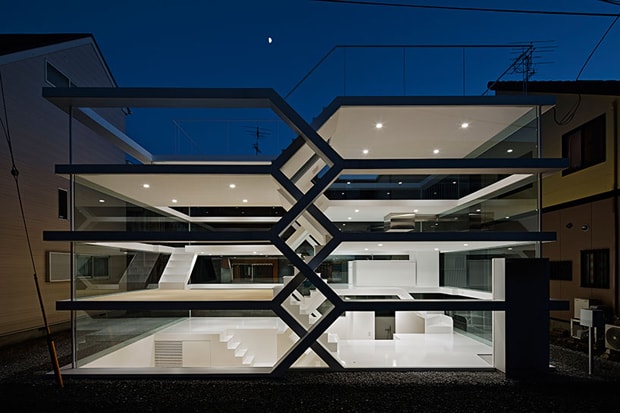Yuusuke Karasawa Architects представляет многослойный дом «S»