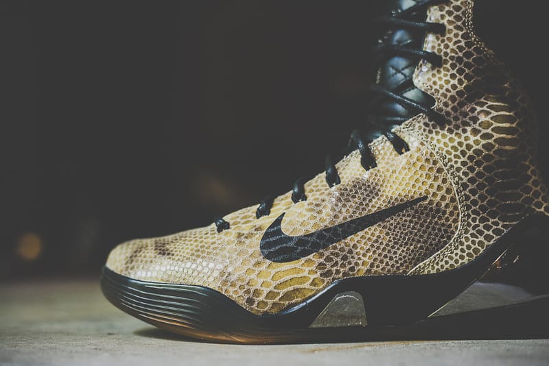 Kobe 9 snakeskin black hotsell