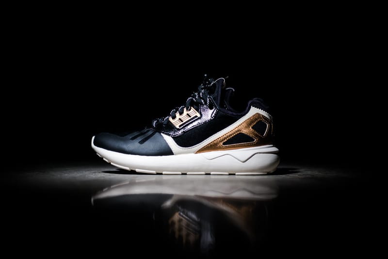 Adidas originals tubular 2025 black and gold