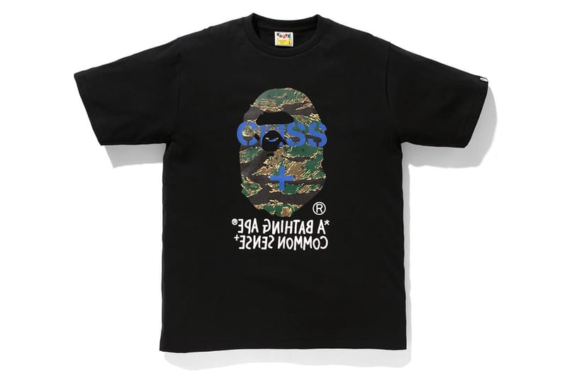 A BATHING APE Tシャツ A BATHING APE® x ©SAINT Mxxxxxx | bape.com
