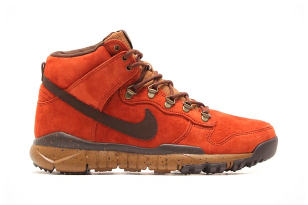 Nike sb dunk high cheap hiking boots