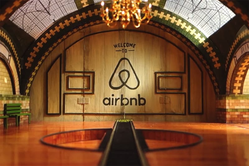 "Welcome To Airbnb" Ad Completely Handmade And Shot In One Take ...