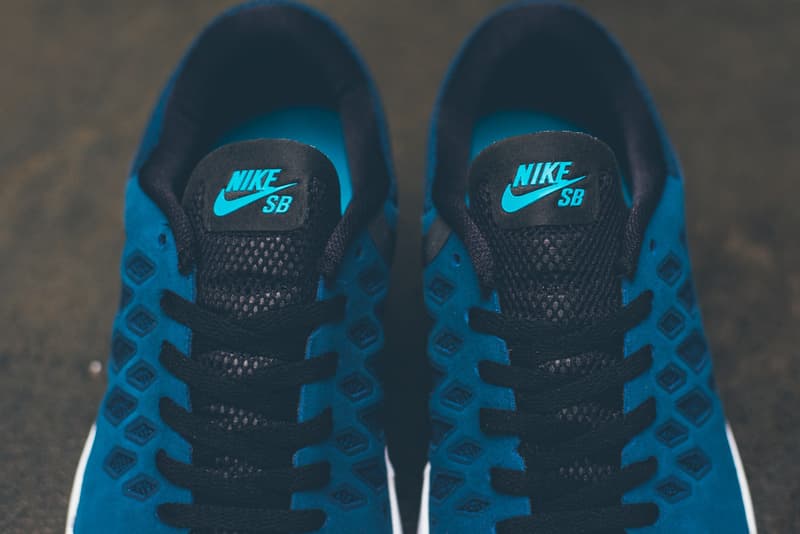nike free blue