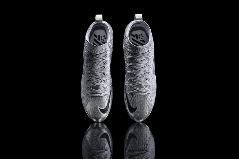 Nike sales untouchable silver