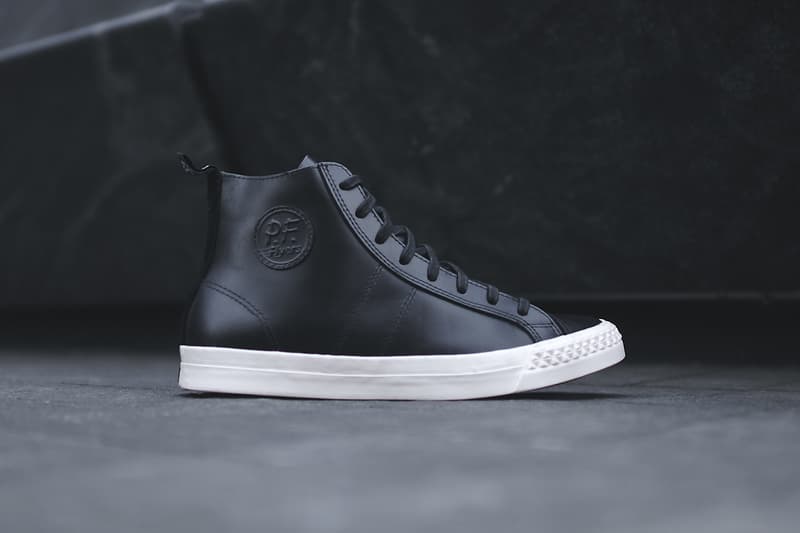 pf flyers black and white