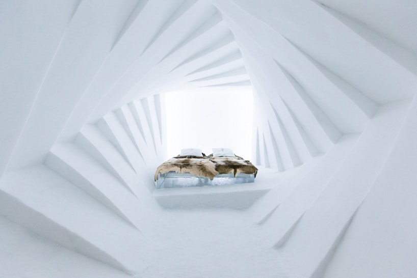 Взгляд внутрь арт-люксов 25-го отеля ICEHOTEL