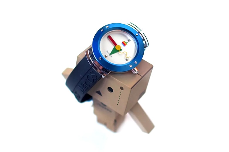 Оригинальные Apple Watch 1995 года выпуска.