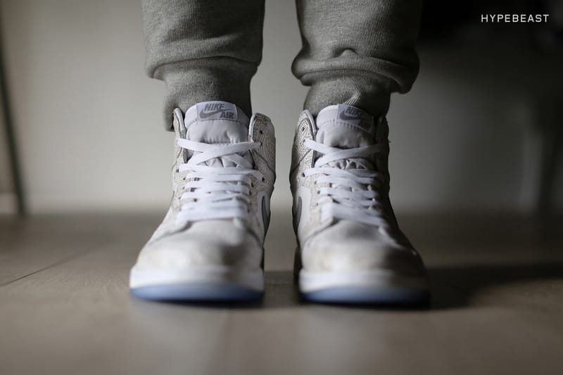 Jordan 1 laser on feet online