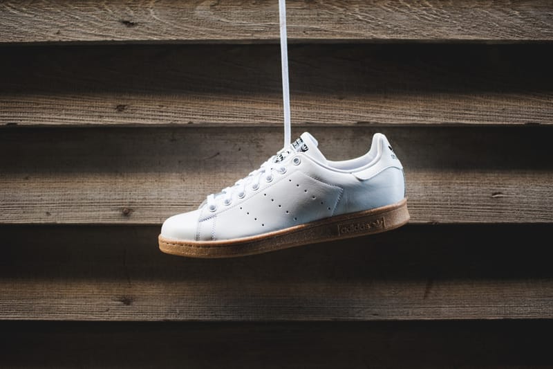 Adidas stan smith shop white gum uk