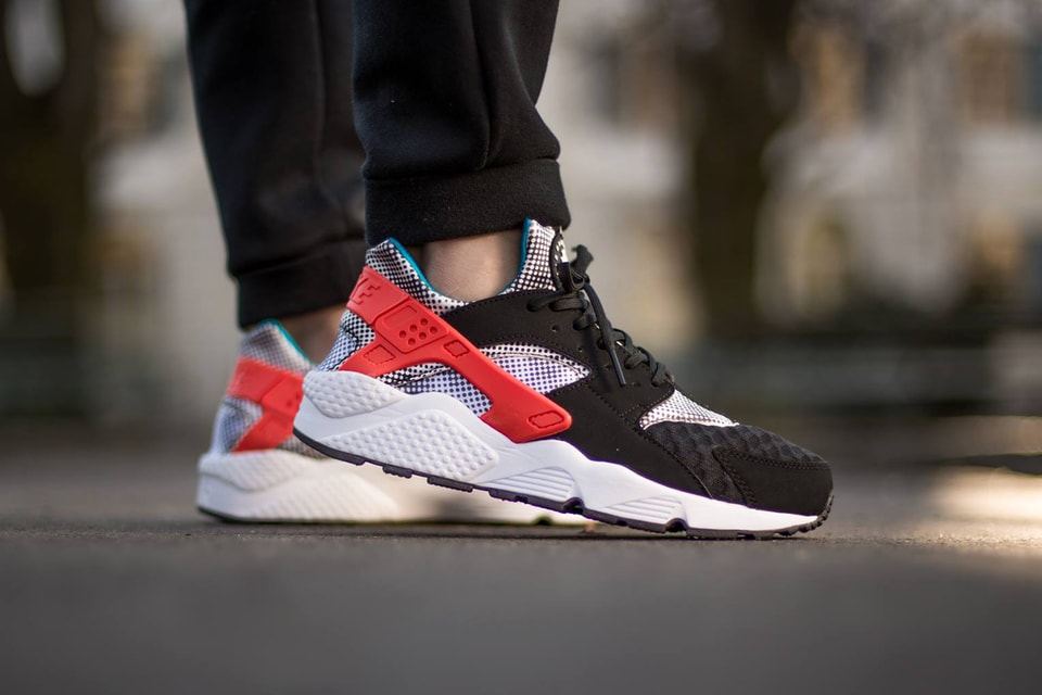 high top huaraches black and blue