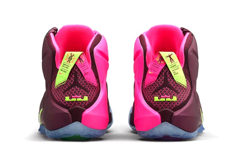 Nike lebron cheap 12 rosa