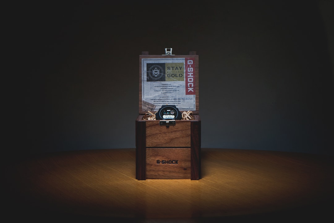 Часы Remix Taipei x Casio G-Shock DW6900, посвященные 10-летию