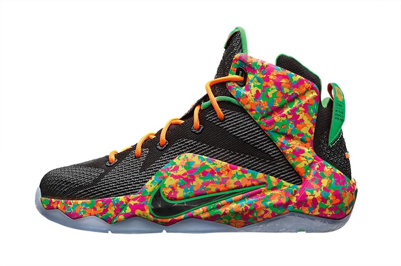 Lebron on sale 12 abrikoos