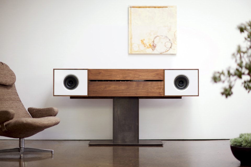 Hi-Fi консоль звукозаписи от Symbol Audio в ретро-стиле