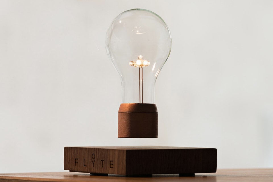 Flyte Levitating Lamp HYPEBEAST