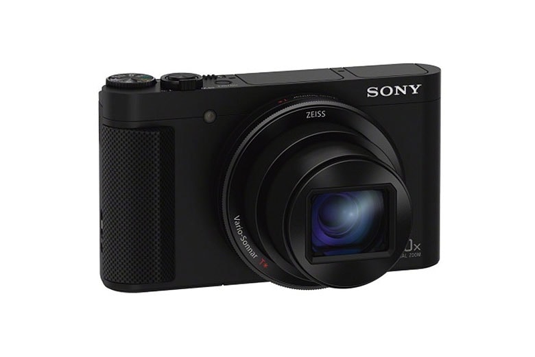 Новые компактные камеры Sony будут оснащены объективом с суперзумом