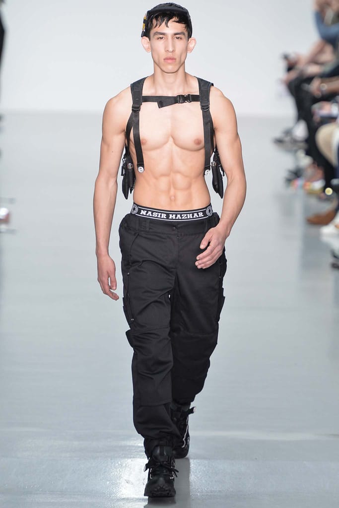 NASIR MAZHAR ベスト NASIR MAZHAR 2016年春夏 | ロンドン | 画像40枚 - FASHIONSNAP