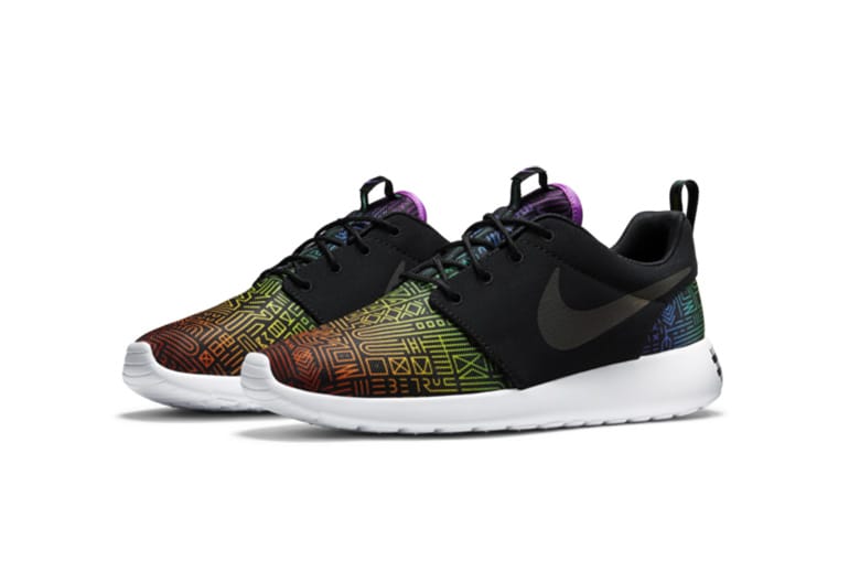 Nike roshe run rainbow hotsell