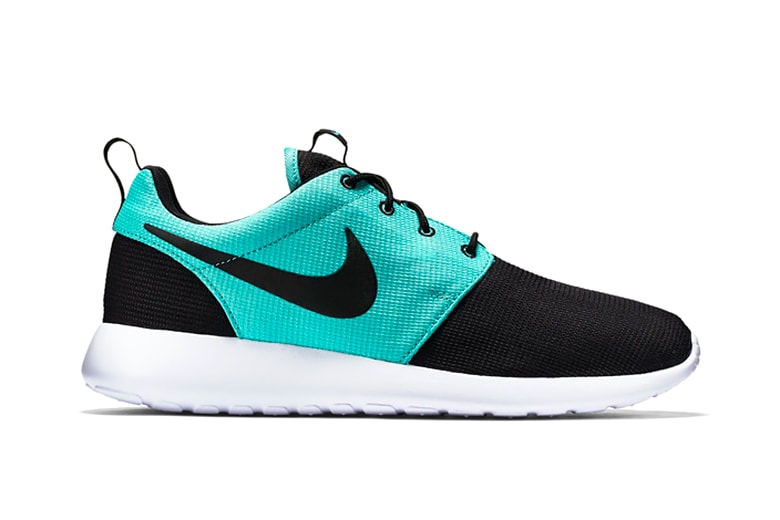 Nike Roshe One Black/Light Retro | HYPEBEAST