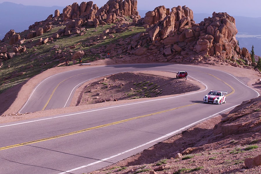 Посмотрите, как Джефф Цварт управляет своим Porsche GT3 Cup Turbo в 4K