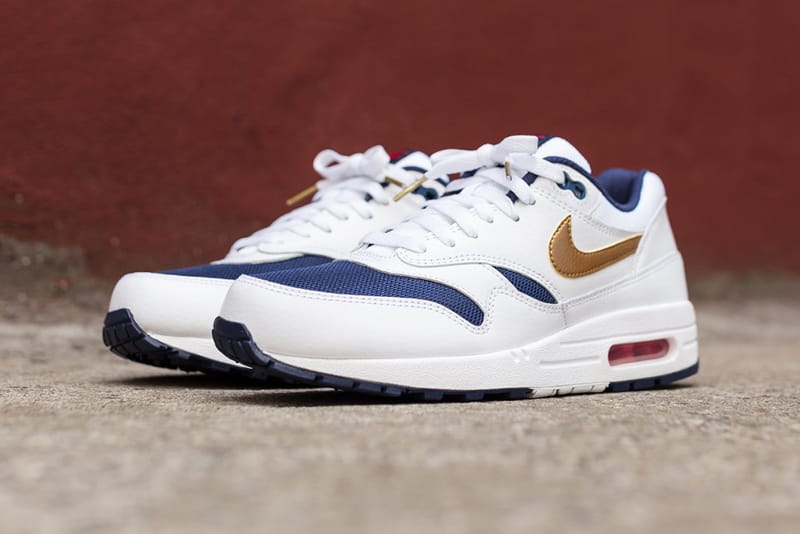 Nike air max 1 essential clearance usa