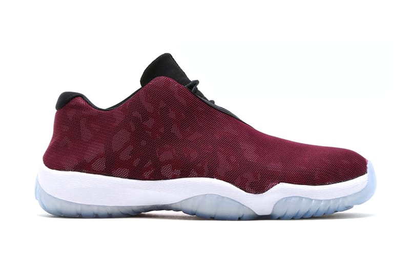 Jordan future noir et rouge best sale