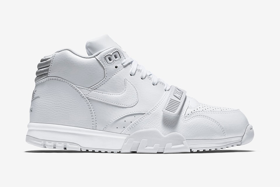 nike air trainer 180 white