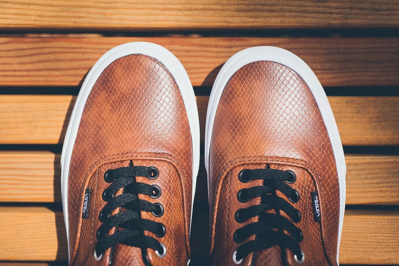 Brown vans outlet era