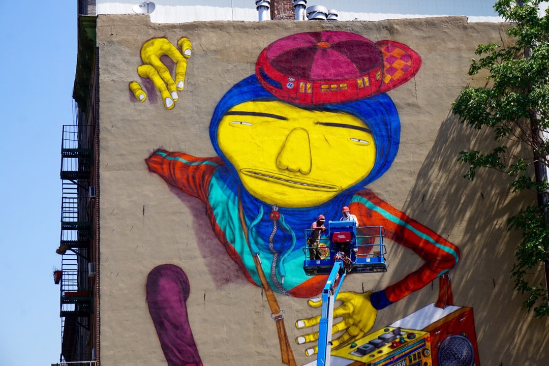 Os Gemeos создает фреску в Нью-Йорке, посвящённую хип-хопу
