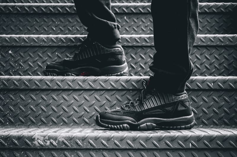 Air jordan 11 sales referee