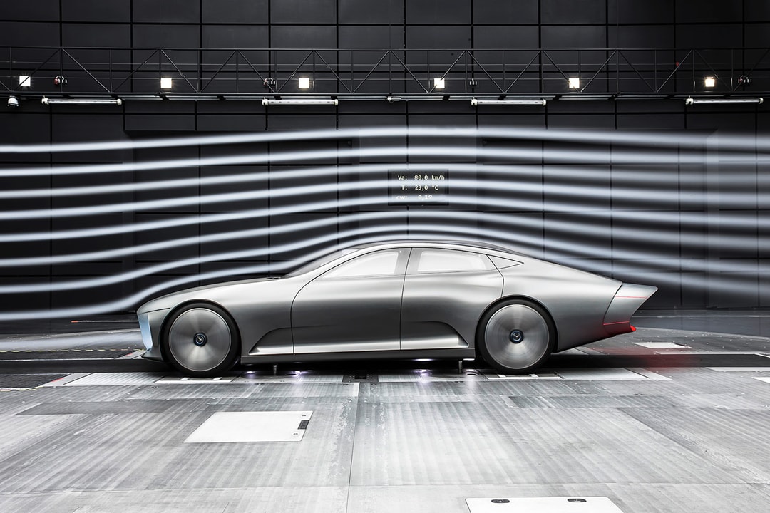 Концепт Mercedes-Benz IAA трансформирует свою форму во имя аэродинамики