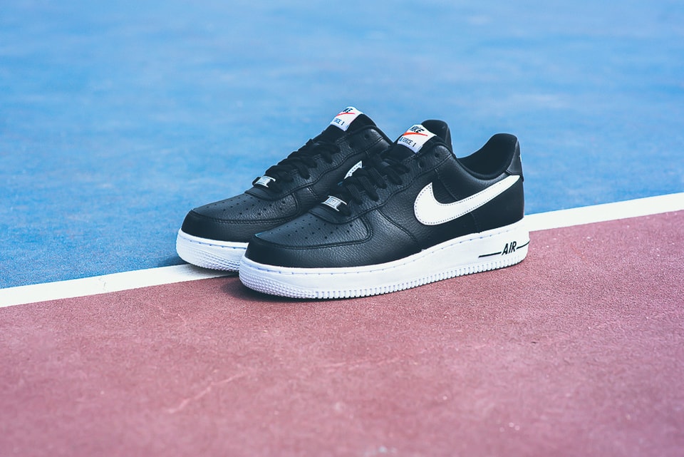 air force 1 black white