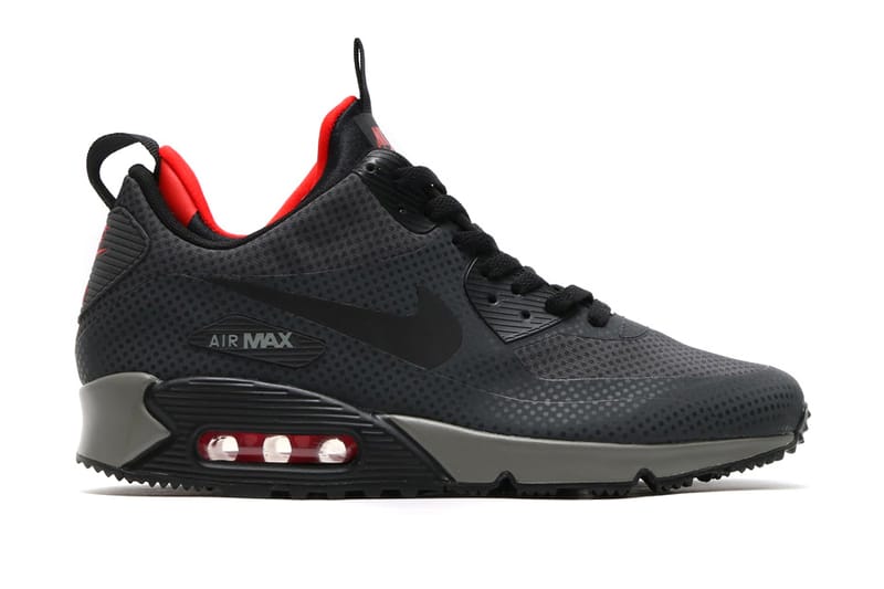 Air max outlet 90 utility