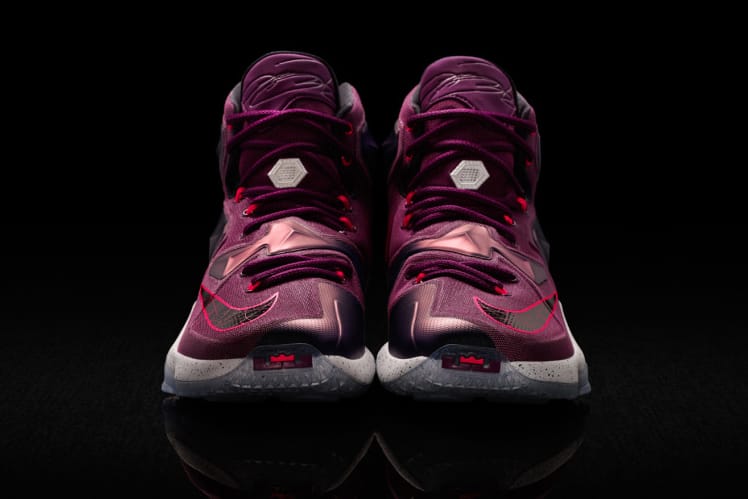 Lebron 13 written outlet in the stars