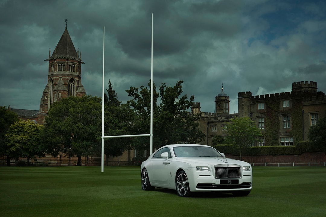 Rolls-Royce отмечает историю регби сделанным на заказ призраком