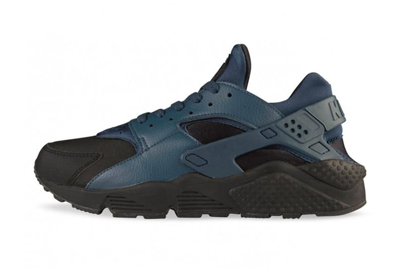 Blue and black nike huarache online