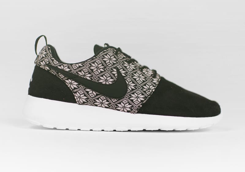 Nike roshe deals one winter yeti