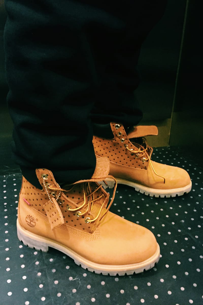 Comme des 2025 garcons supreme timberland