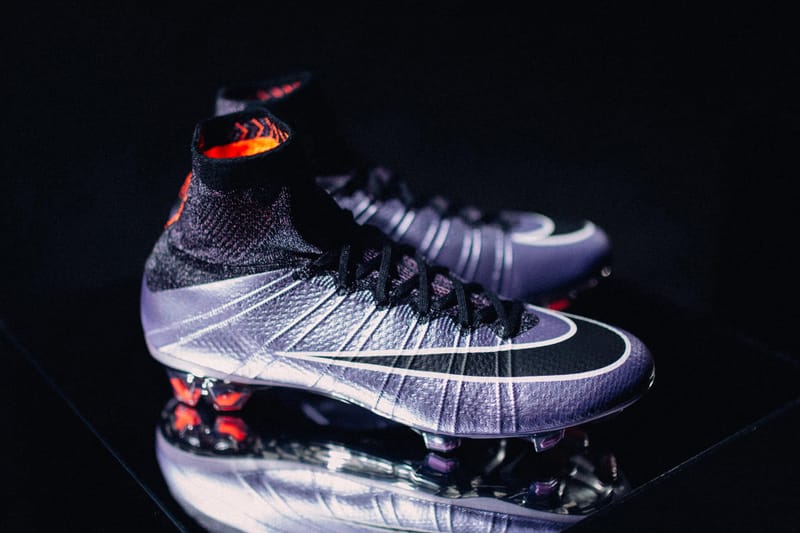 Nike mercurial liquid chrome best sale