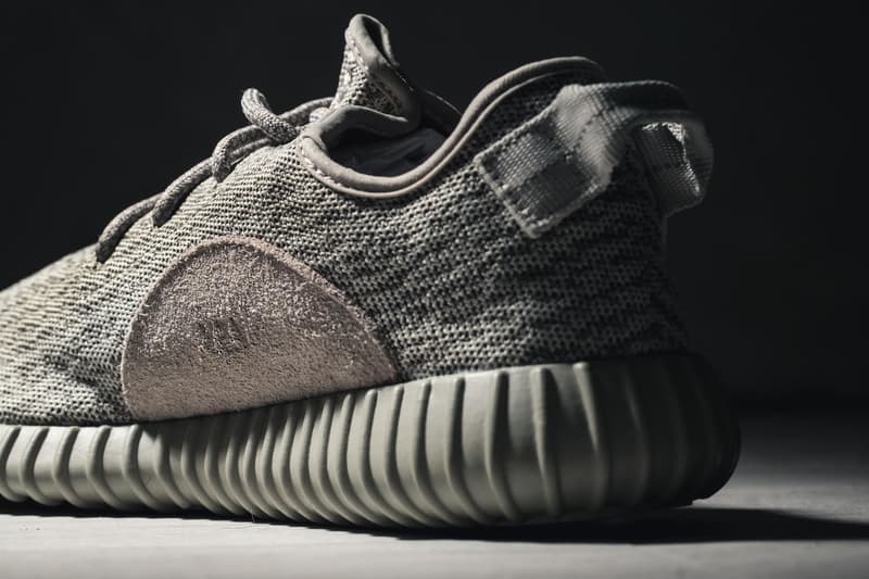 On Foot Look adidas Yeezy Boost 350 Moonrock Scanvo