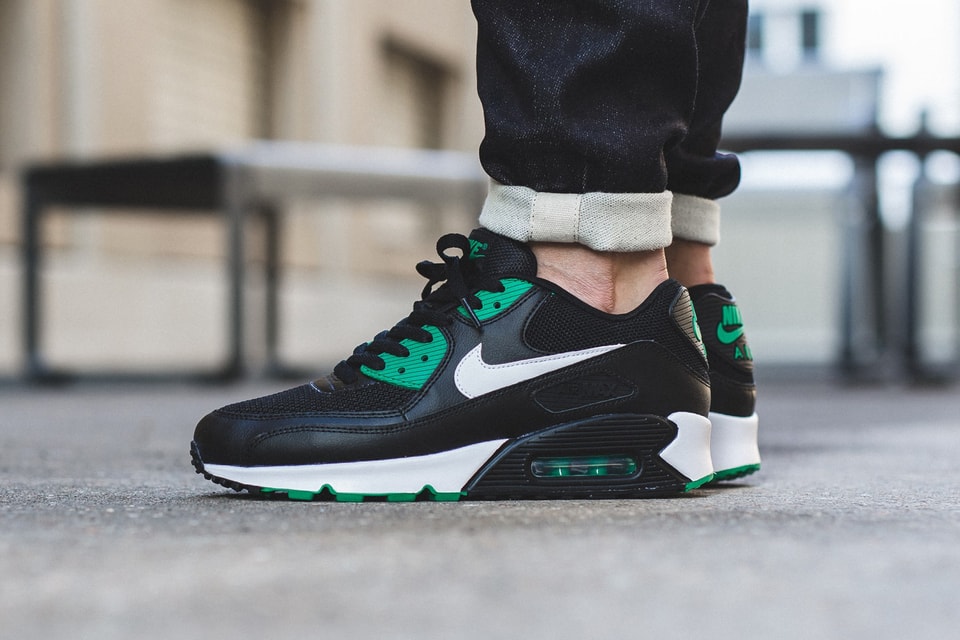 black air max with green