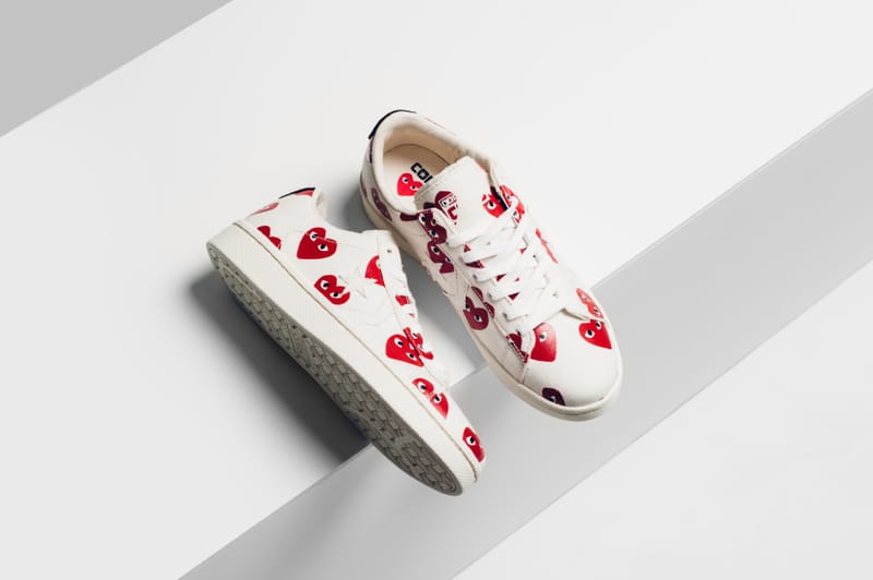 Comme des garcons play x converse pro store leather hi