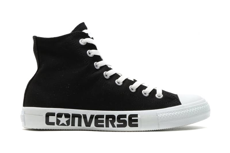 Big logo converse on sale