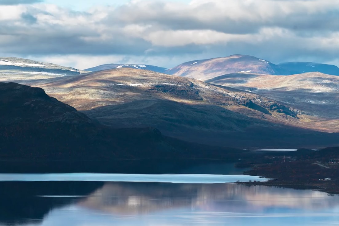 Translucent Cubes by Thomas Medicus Emergence Lab | Hypebeast