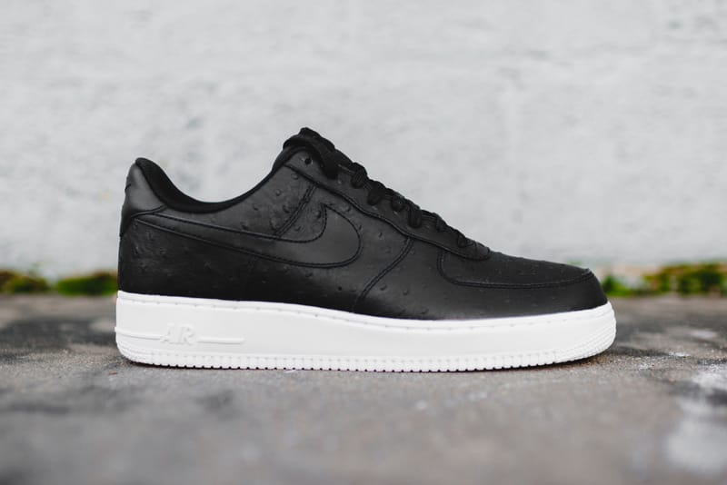 Ostrich af1 store